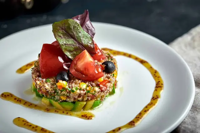 Recette pavé d'avocat tomate et quinoa