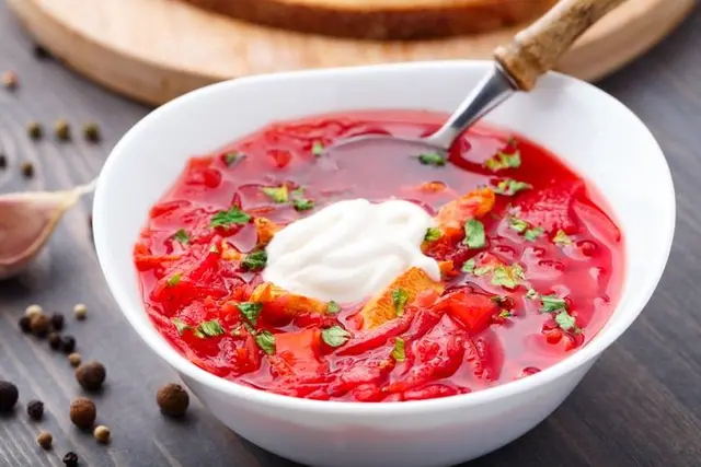 Recette originale du bortsch russe