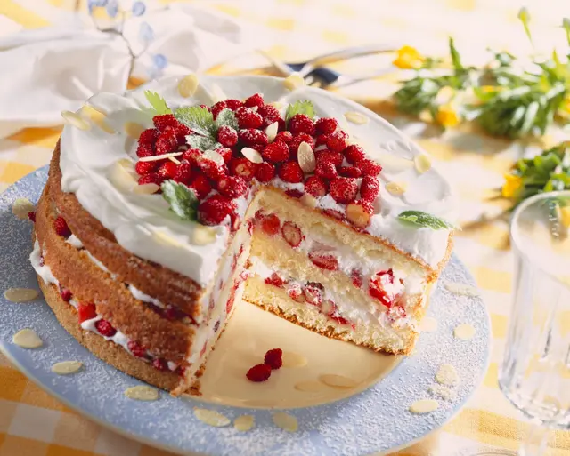 Gâteau à la crème aux fraises